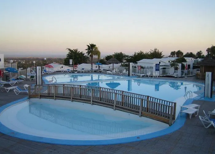 Vista Dorada Hotel 2*